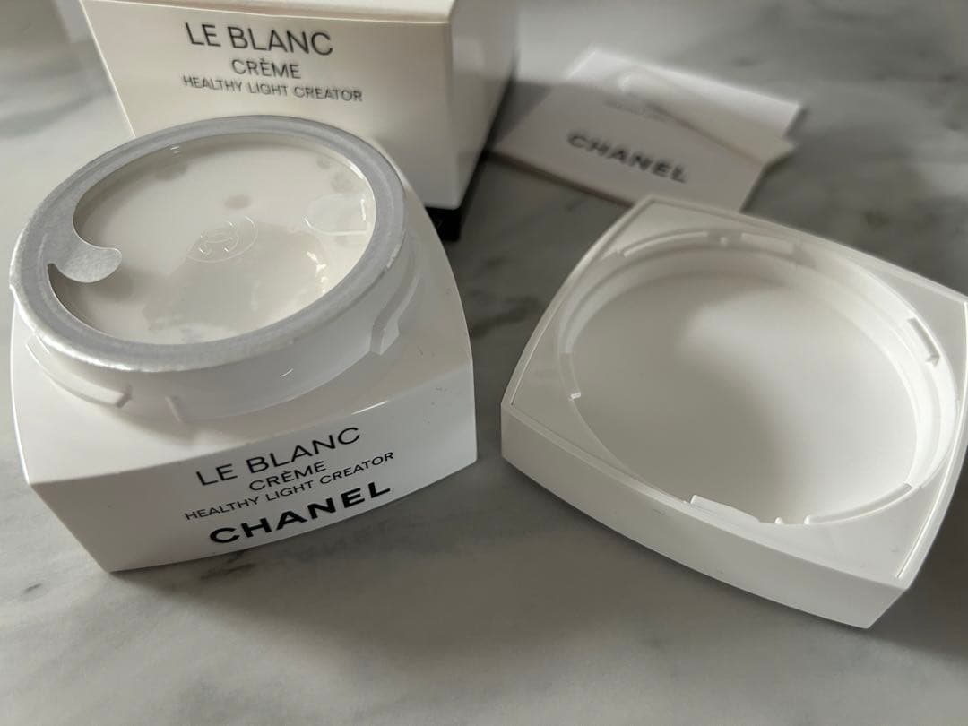 CHANEL ルブランクリームHL