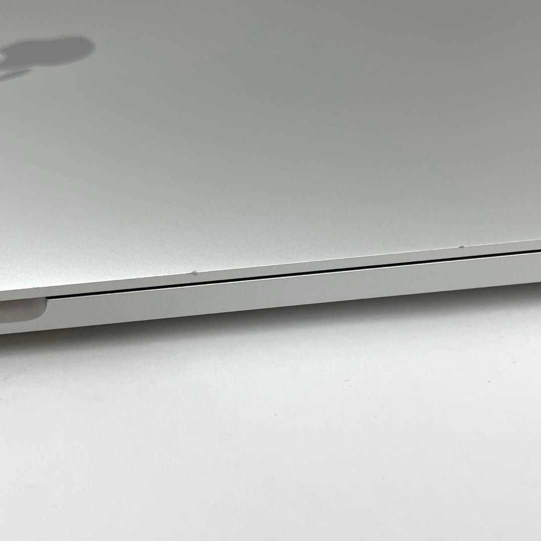 Apple MacBook Pro (16-inch, 2019) シルバー