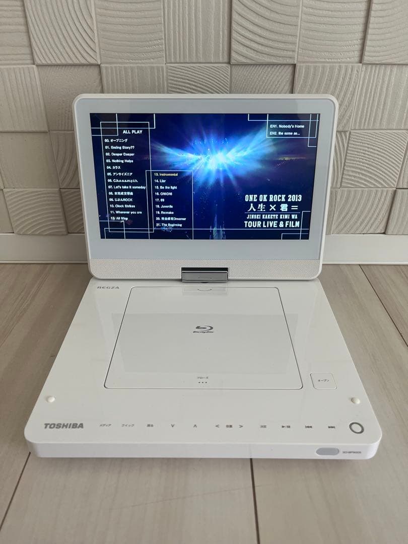 REGZA ポータブルブルーレイプレーヤー SD-BP900S 　東芝　レグザ