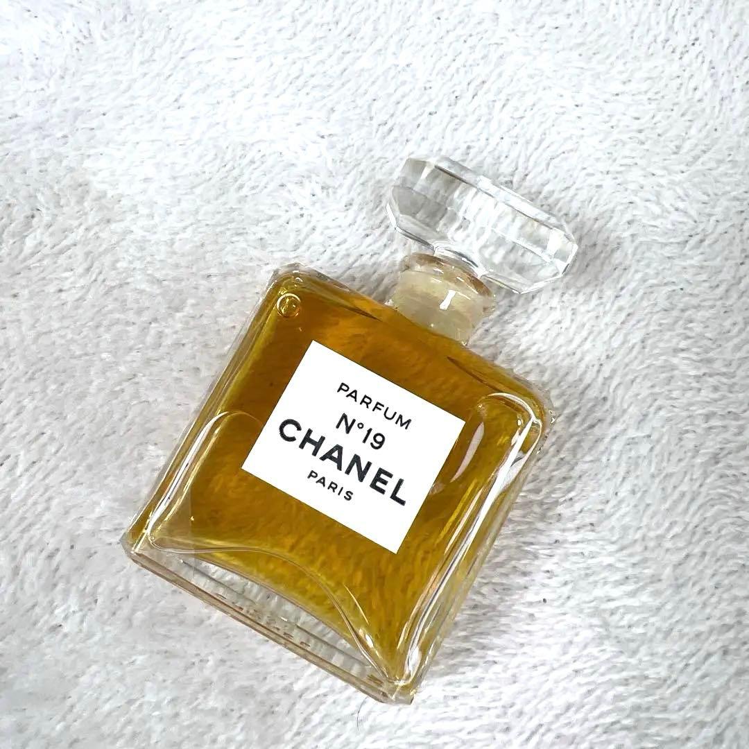 CHANEL シャネル No.19 パルファム 香水 ヴィンテージ 箱付