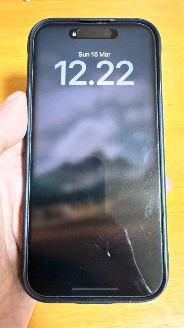 iPhone 14 Pro 256 GB バッテリー77%