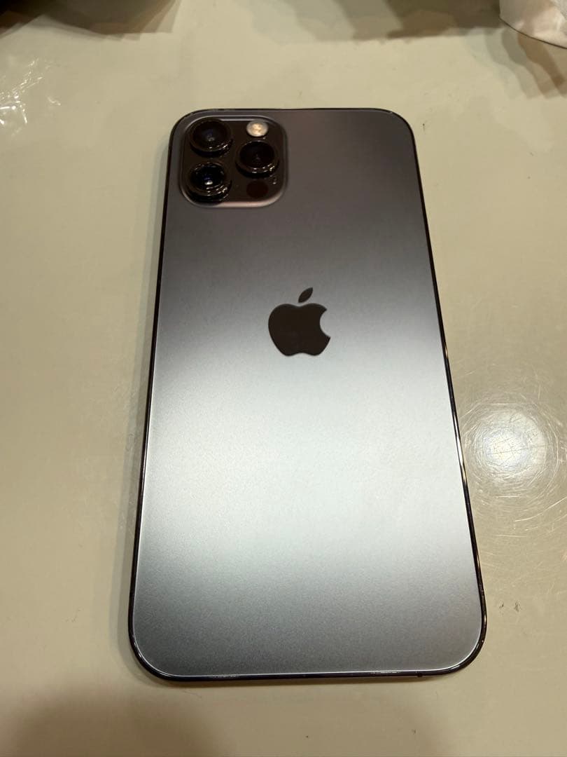 iPhone12 Pro 256GB グラファイト　カメラレンズ割れ
