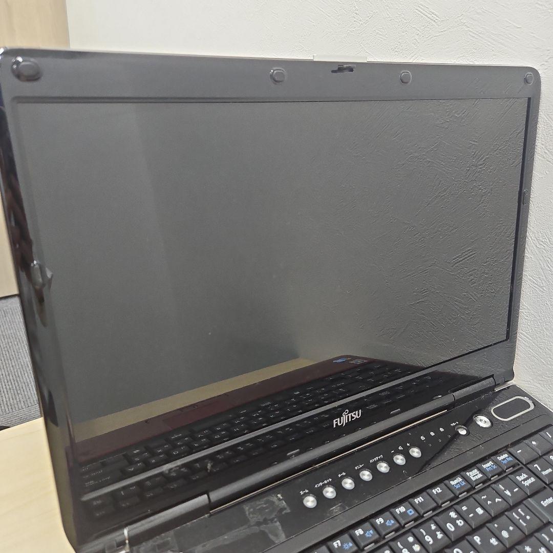 ノートパソコン 3台まとめ売り　ASUS　FUJITSU×２
