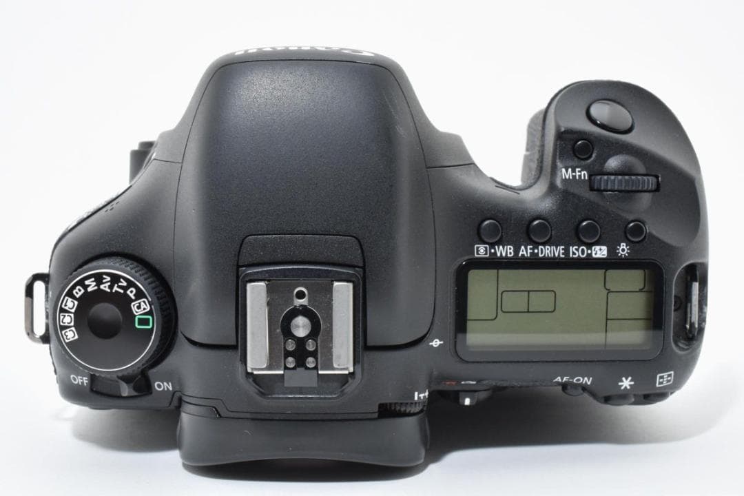 【動作好調】 Canon キャノン EOS 7D ボディ デジタル一眼カメラ