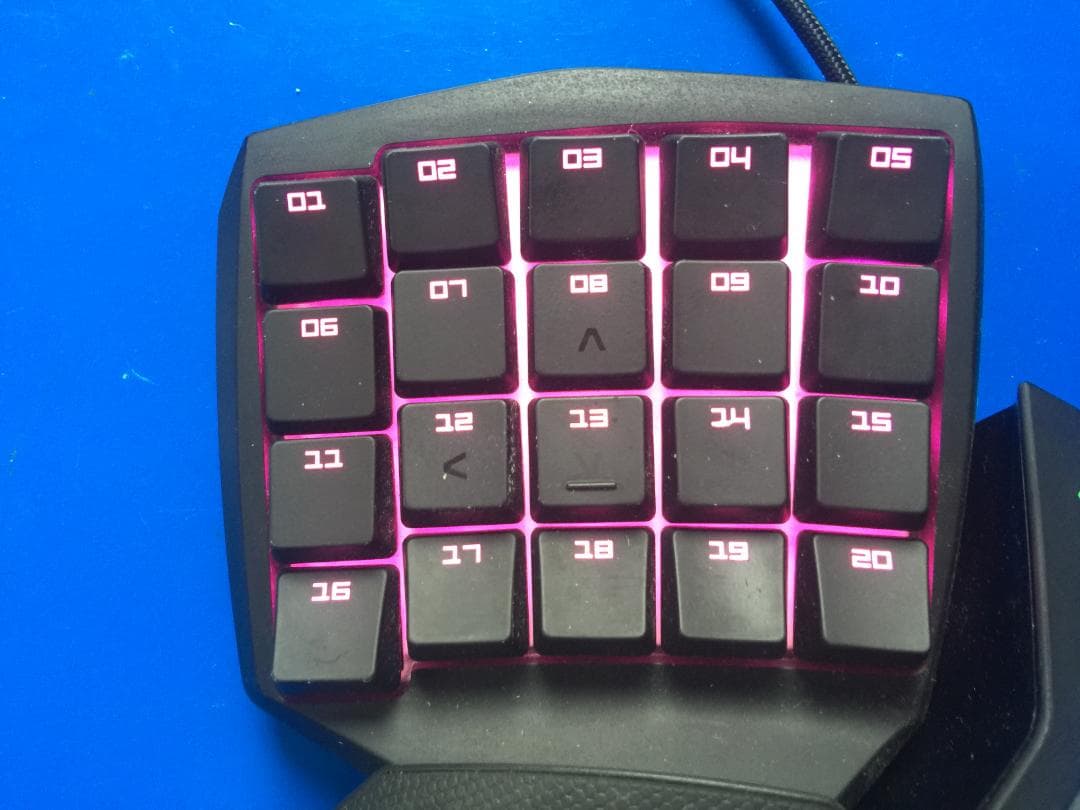 Razer Orbweaver Chroma 左手用 ゲーミングキーパッド