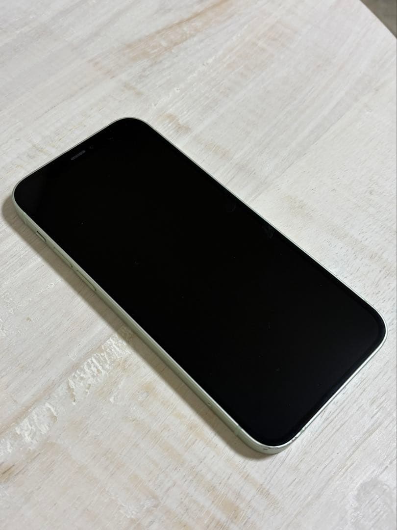 Apple iPhone 12 グリーン　本体