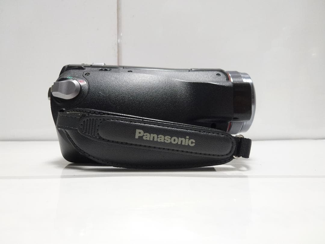大人気　動作品　パナソニック　PanasonicフルHD HDC-SD100