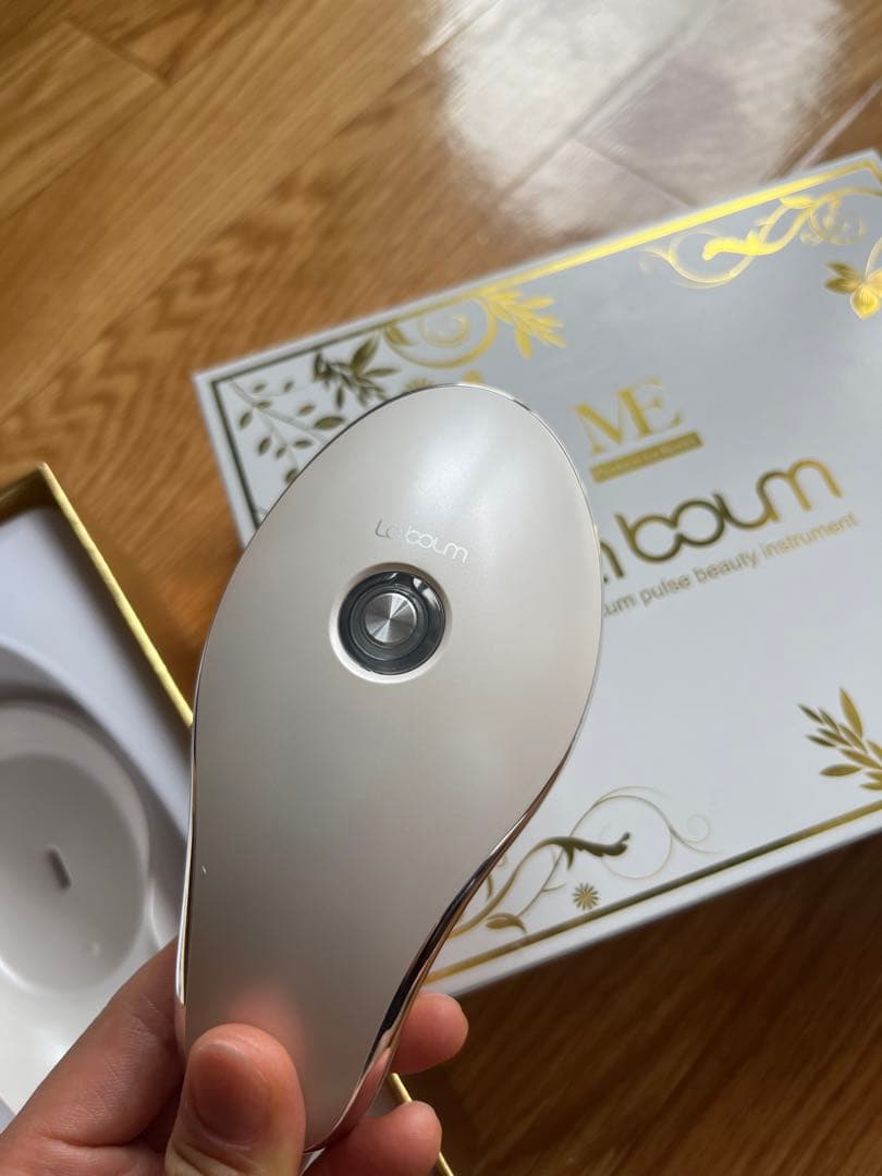 IKKOさんプロデイュースME laboum美顔器