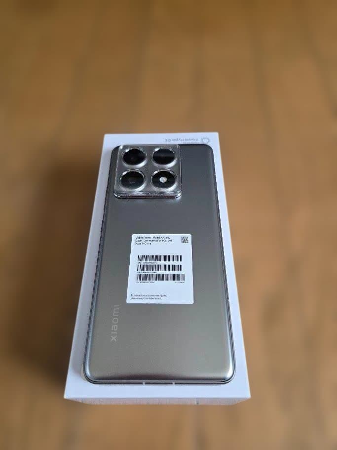 Xiaomi14TPro　256GB チタングレー　ほぼ未使用　おまけつき
