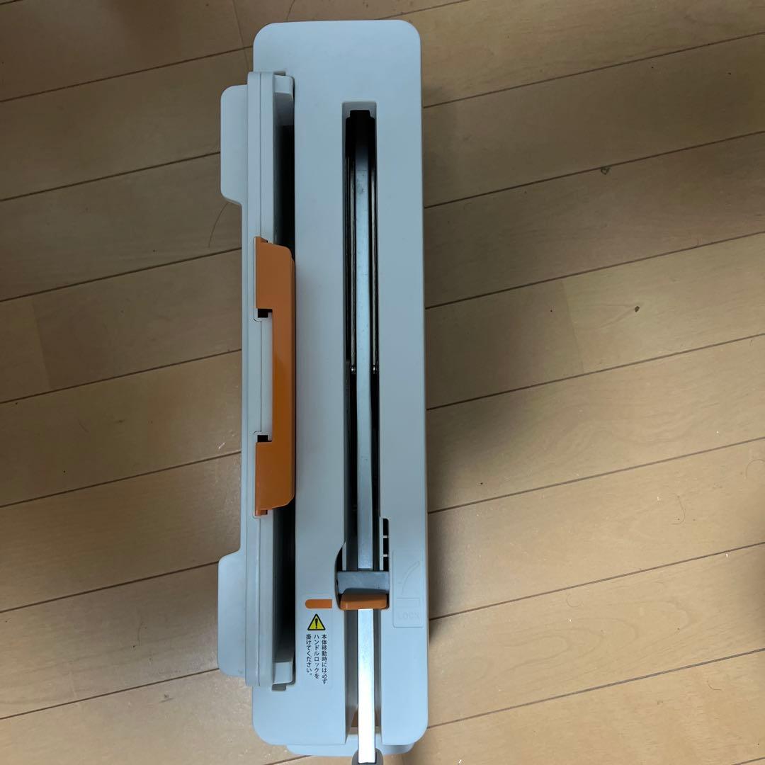 PLUSプラス コンパクト裁断機 PK-113