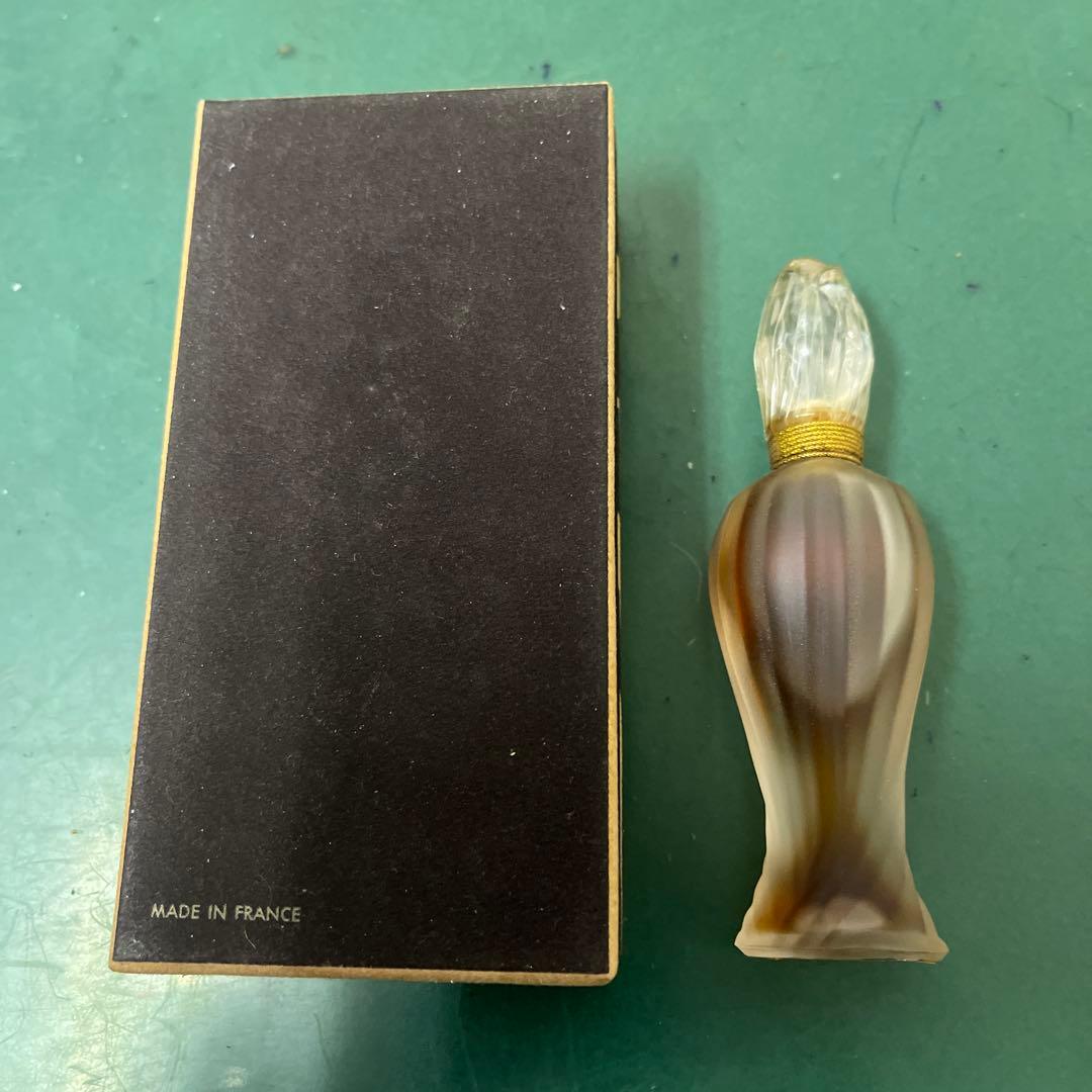 ゲラン vol de nuit ヴォルドニュイ 夜間飛行 新品未使用未開封品