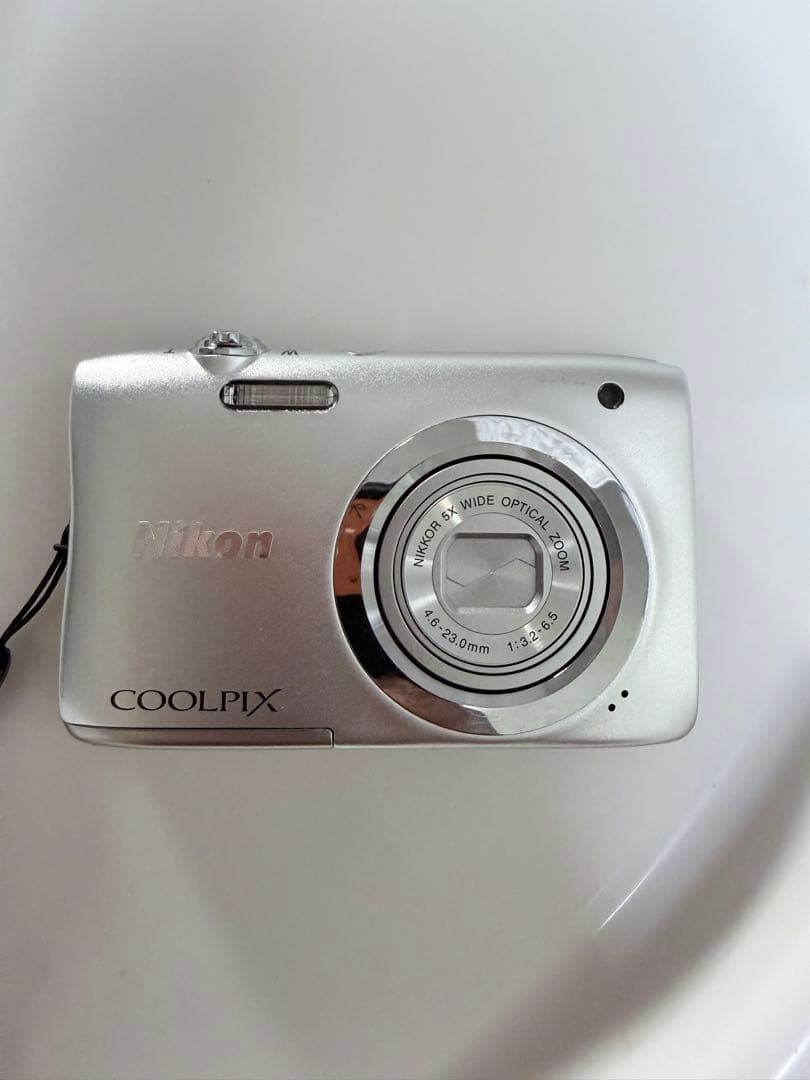 Nikon COOLPIX シルバー コンパクトデジタルカメラ