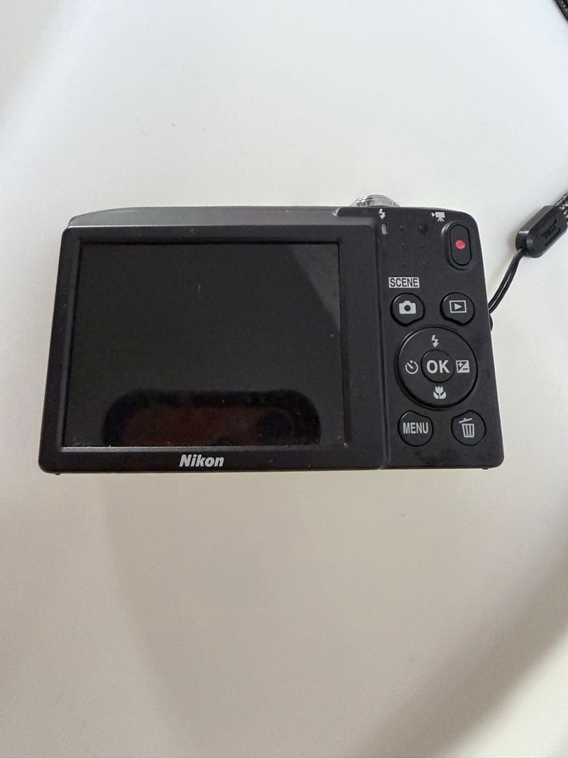 Nikon COOLPIX シルバー コンパクトデジタルカメラ