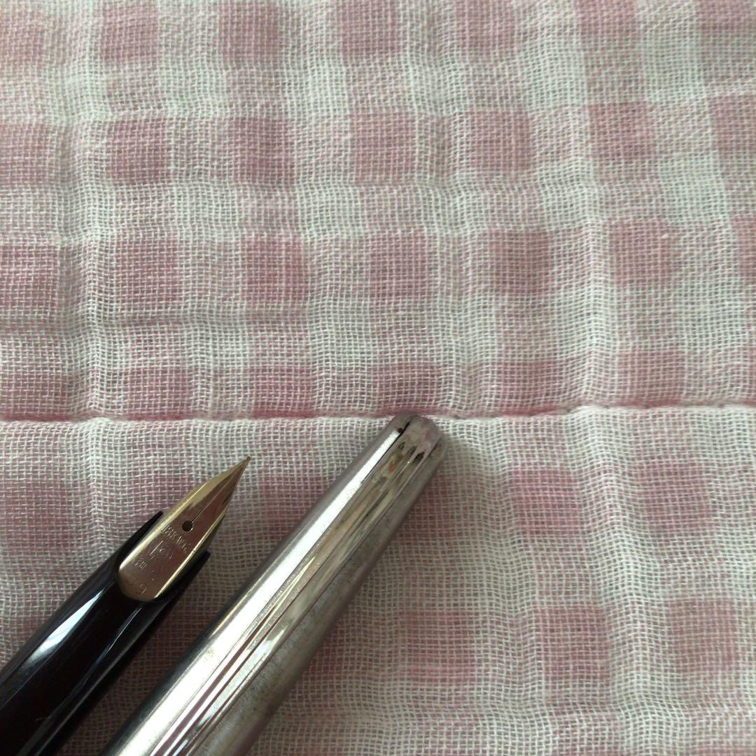 プラチナ 18K 18金 万年筆 細字 黒 銀軸 ステンレス 廃盤
