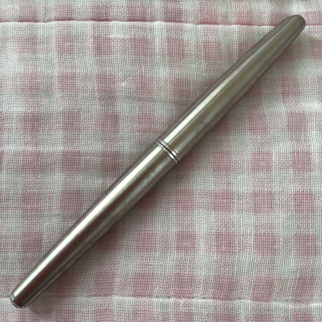 プラチナ 18K 18金 万年筆 細字 黒 銀軸 ステンレス 廃盤