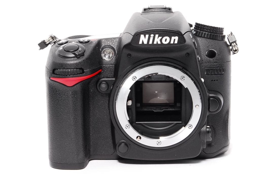 ◆すぐ使える◆ハイアマチュア◆Nikon D7000◆スマホ転送◆一眼レフカメラ
