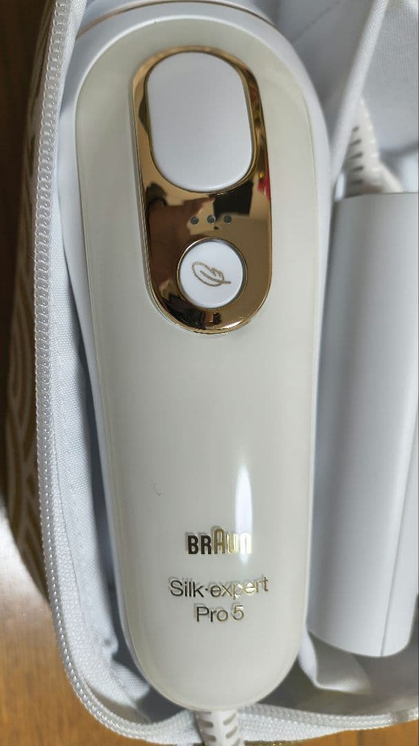 美品　Braun 脱毛器 収納ケース付き