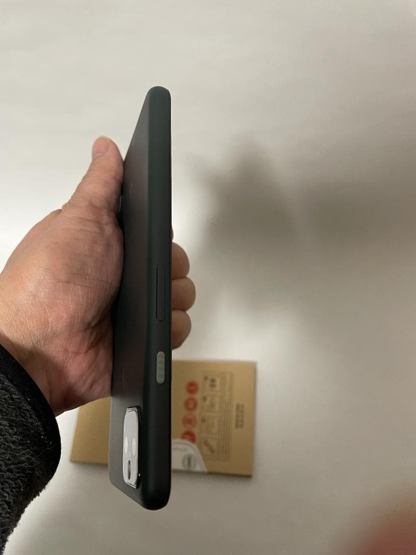 美品 GooglePixel 5a 5G 128GB ガラスフィルム付き