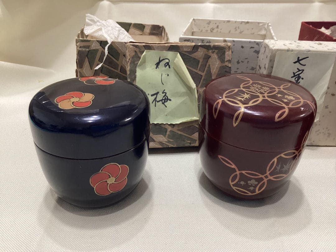 茶道具　木製棗 漆塗り　金彩蒔絵　ねじ梅　七宝つなぎ　曙　3点まとめ売り