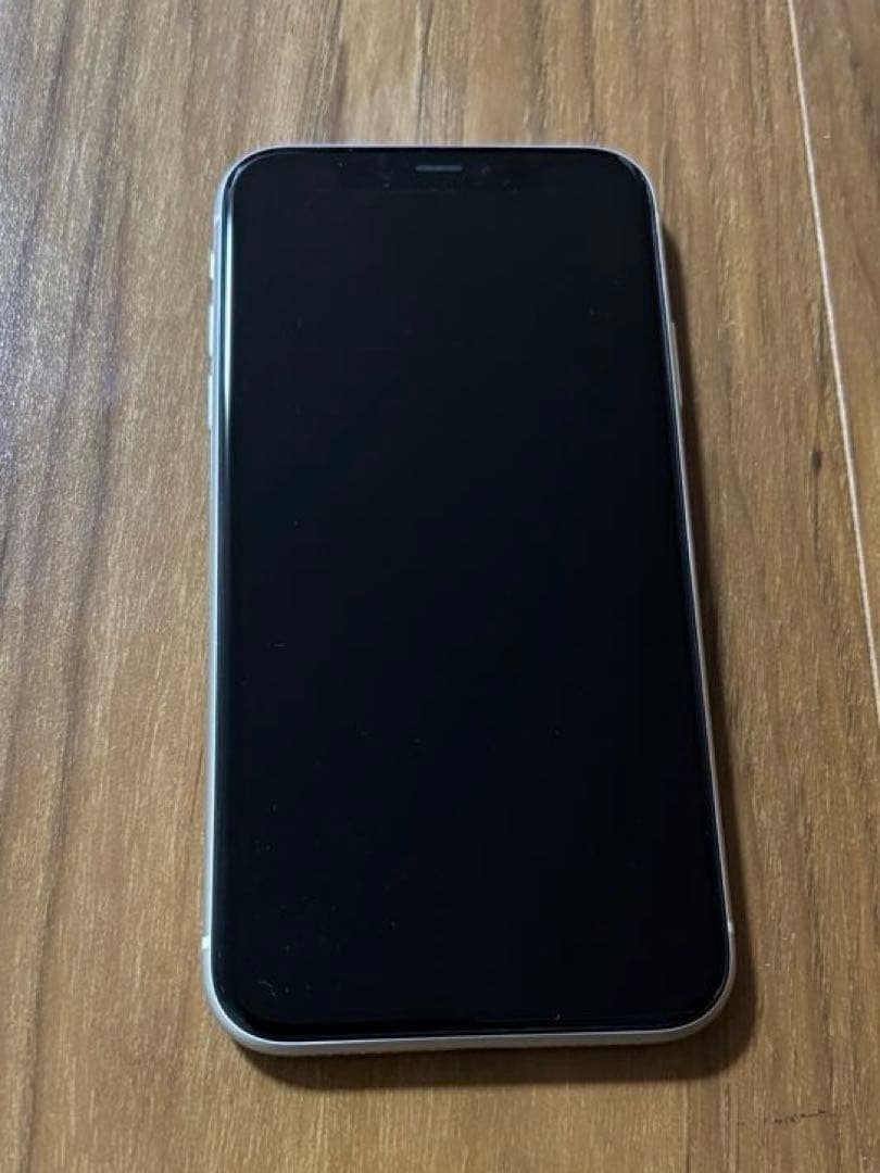 iPhone11 128GB ホワイト 本体　SIMフリー
