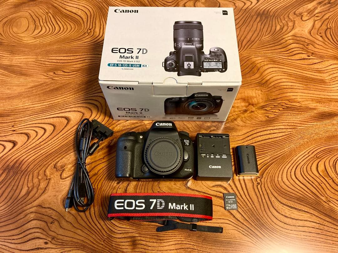 【ジャンク】Canon EOS 7D Mark II 【ボディのみ】
