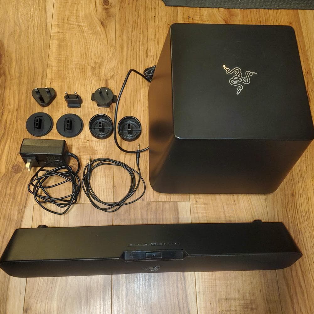 動作確認済 Razer Leviathan サウンドバー サブウーファー付