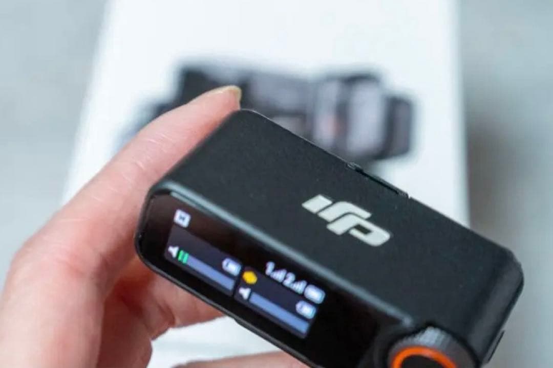 新品未使用●開封のみ！DJI Mic2●3M保護ステッカー装着済み！充電ケース付
