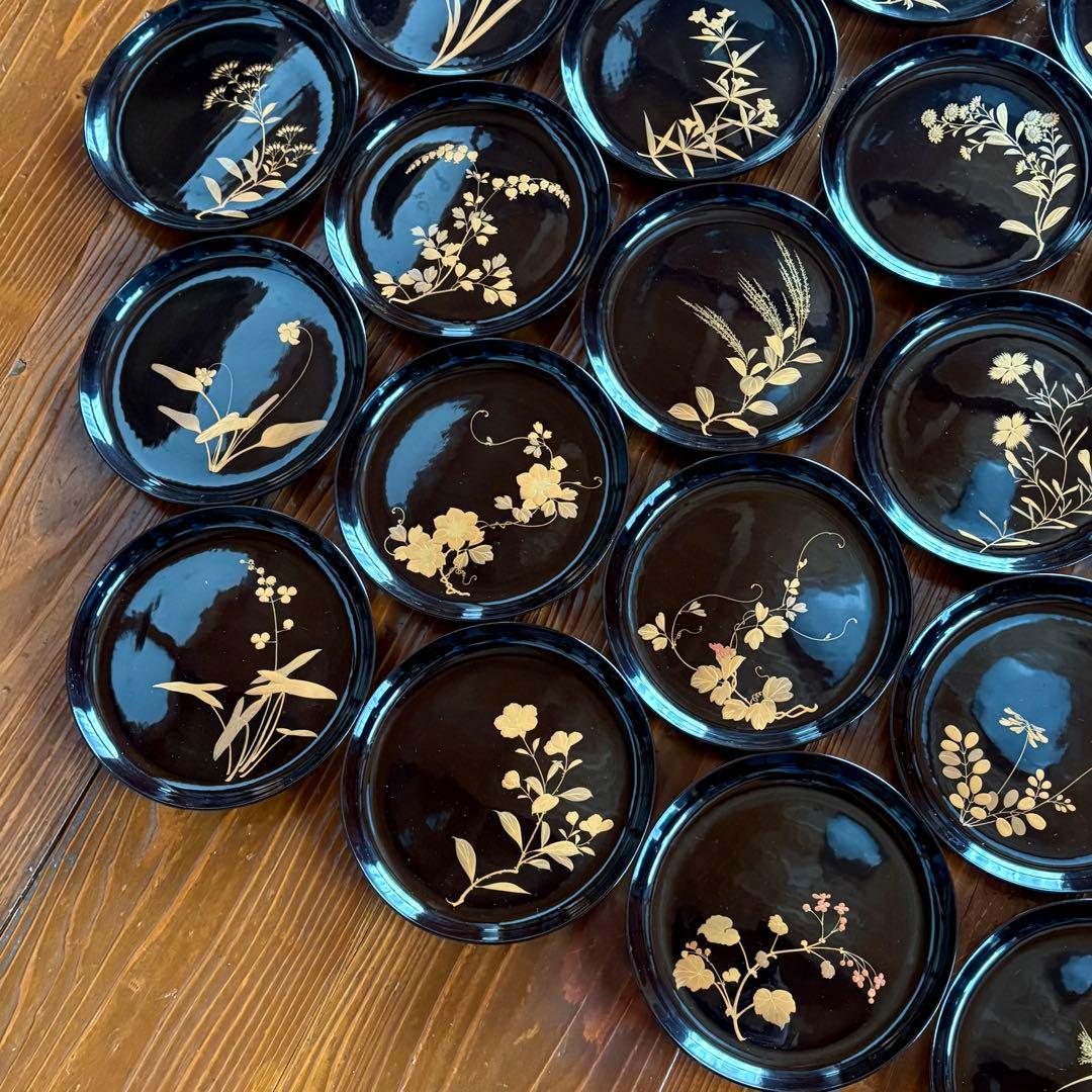 全31客図替り 天然木製漆器 黒塗 草花蒔絵 6寸 木皿 菓子盆 木箱付