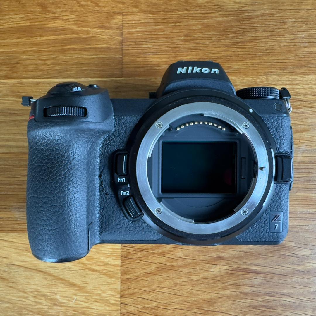 Nikon Z7 ミラーレスカメラ最終価格