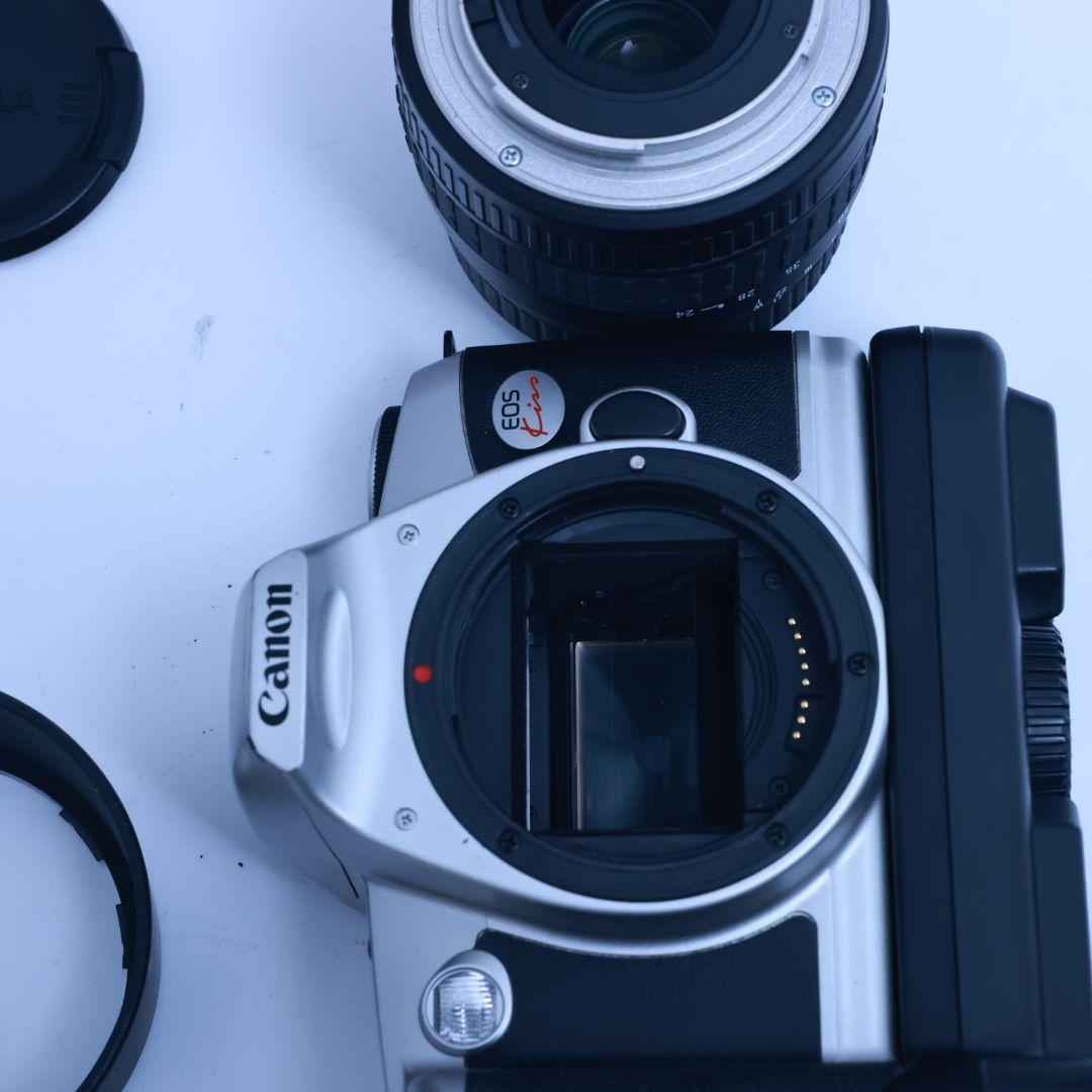 フィルムカメラ Canon EOS Kiss　バッテリーパックレンズ 電池付き