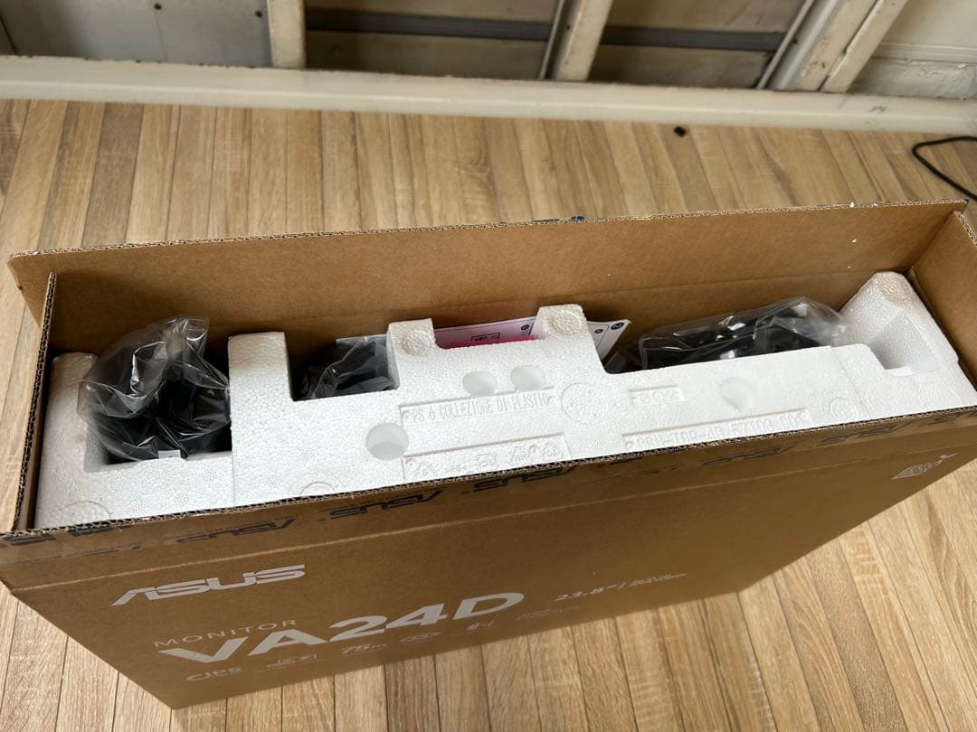 ♦︎①新品 ASUS 23.8インチ モニター VA24DCP