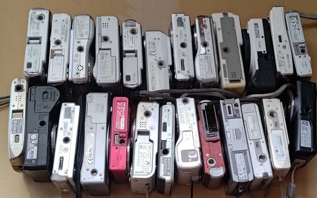 コンパクトデジタルカメラ 25台セートジャンク