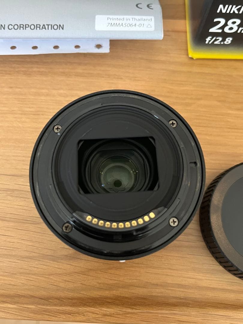 NIKKOR Z 28mm f/2.8 レンズフィルター フード付属　単焦点