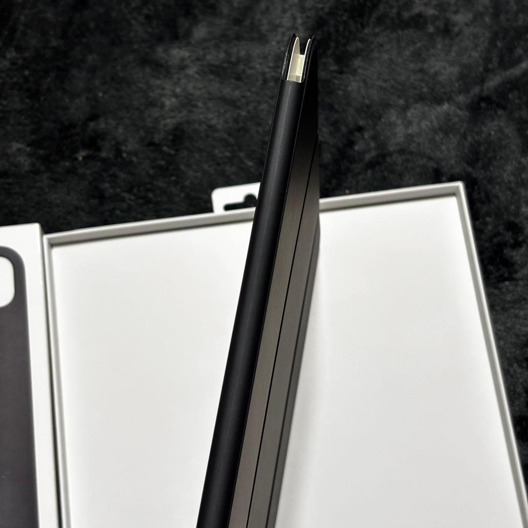 アップル純正 13インチiPad Pro M5 / M4 Smart Folio