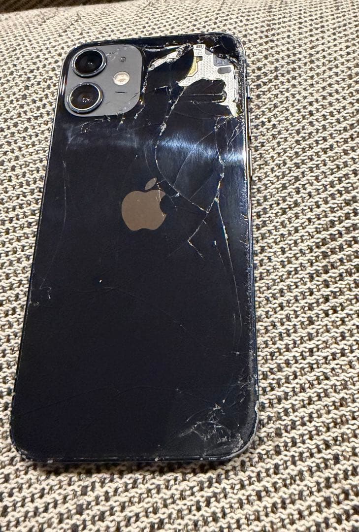 【ジャンク品】iPhone12miniブラック　256GB
