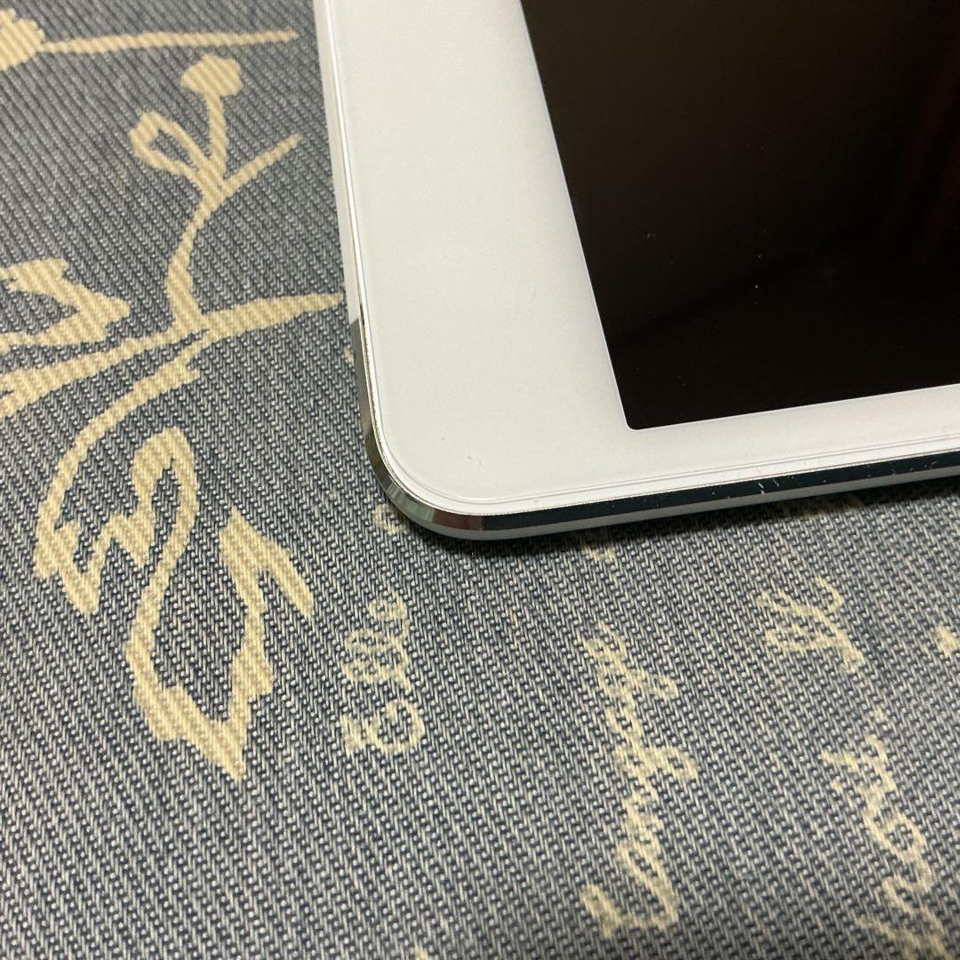 iPad mini (第4世代) 64GB シルバー Wi-Fi+セルラー