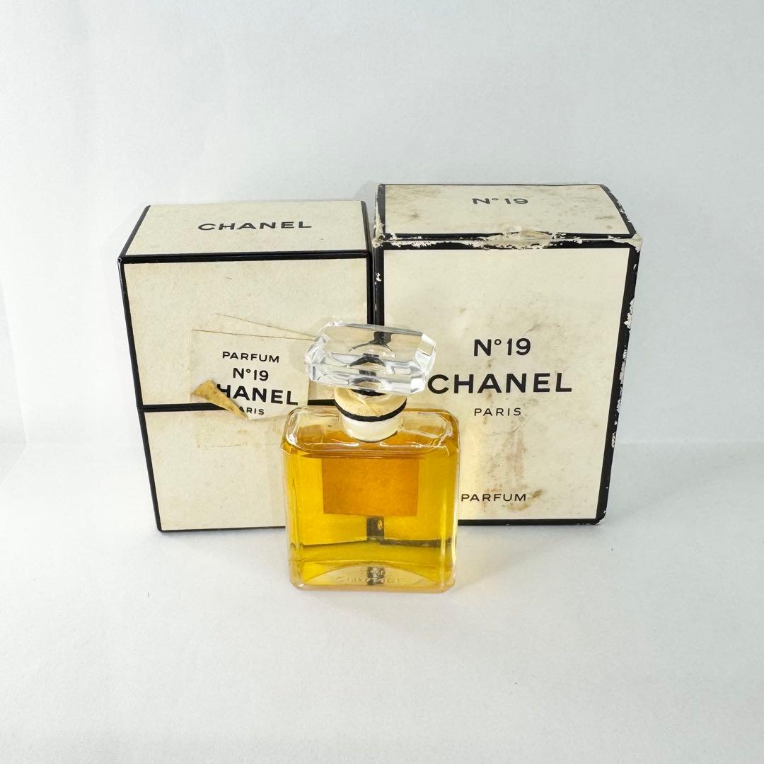 CHANEL シャネル N°19 香水 3点セット