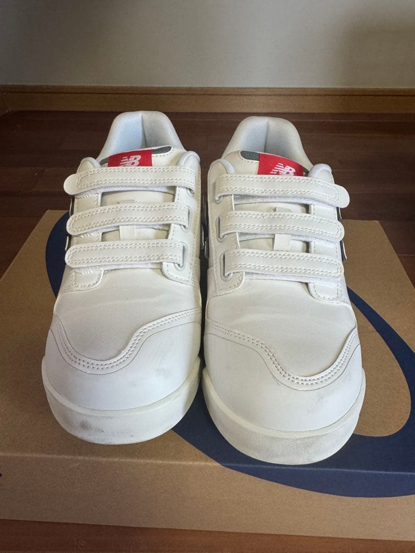 New Balance ホワイト安全靴３Ｅ