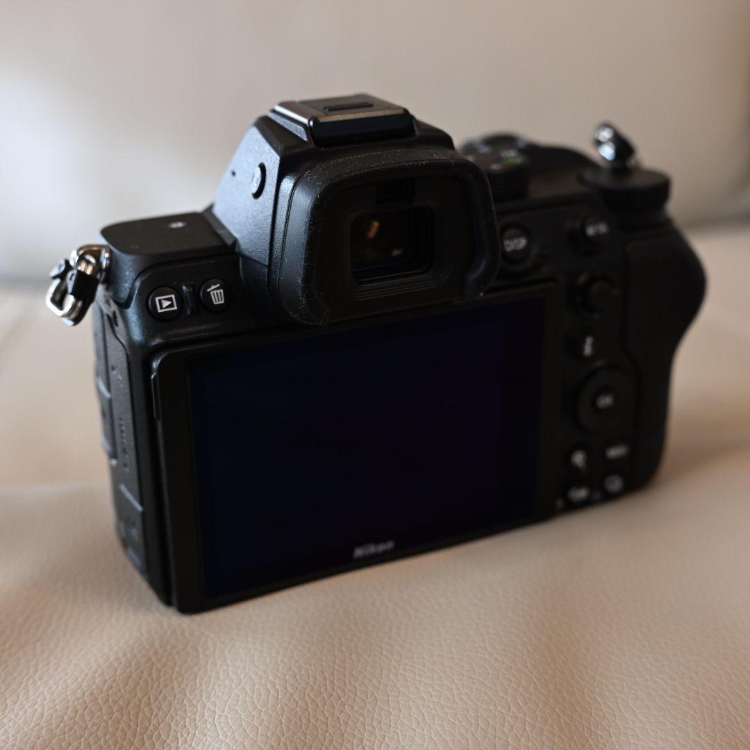【極美品　撮影回数529回】Nikon Z5（24-50mmキット）