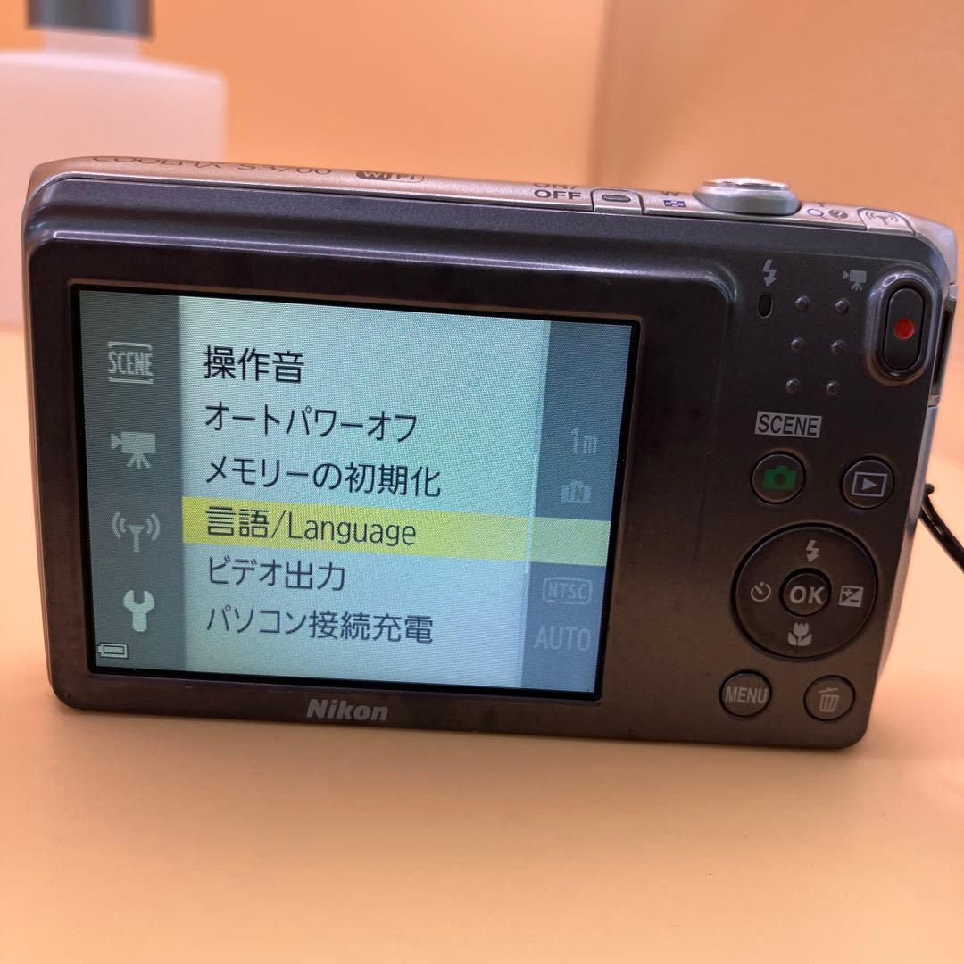 Nikon COOLPIX S3700 デジカメ 2204