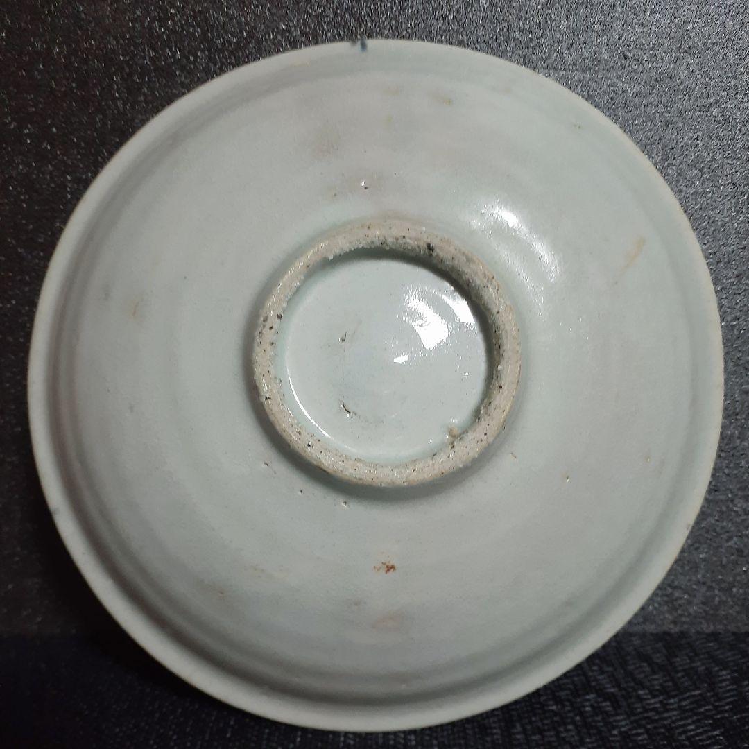 【本物保証❗️】江戸時代初期　初期伊万里　染付草花図　18.9cm皿　1/3高台