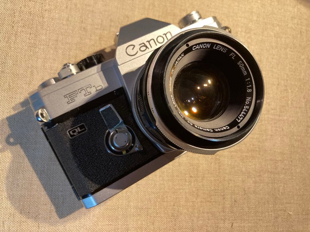 かわいい！　レトロな一眼レフカメラ！　Canon FTb