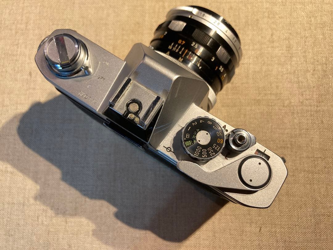 かわいい！　レトロな一眼レフカメラ！　Canon FTb
