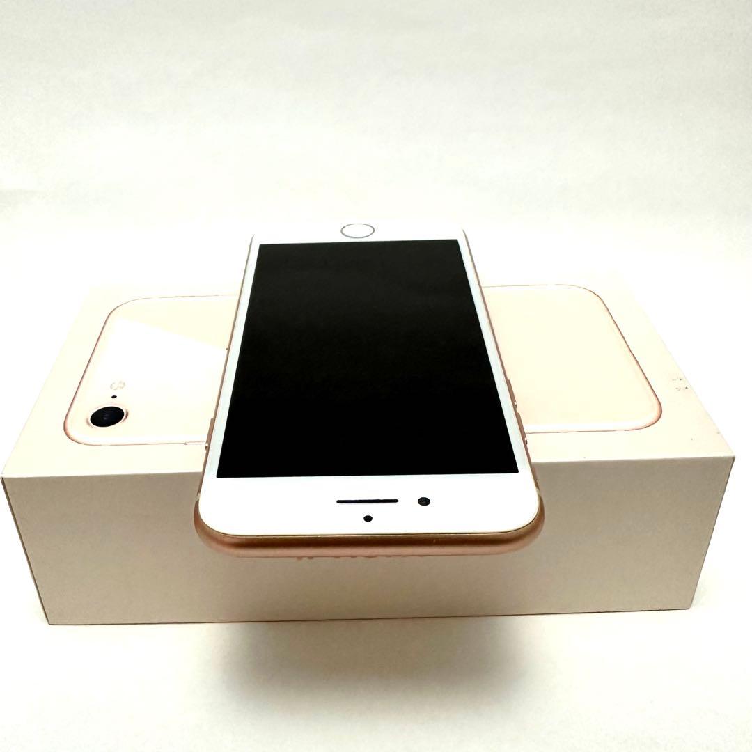 美品 iPhone 8 64GB ゴールド 本体 完動品 アイフォン