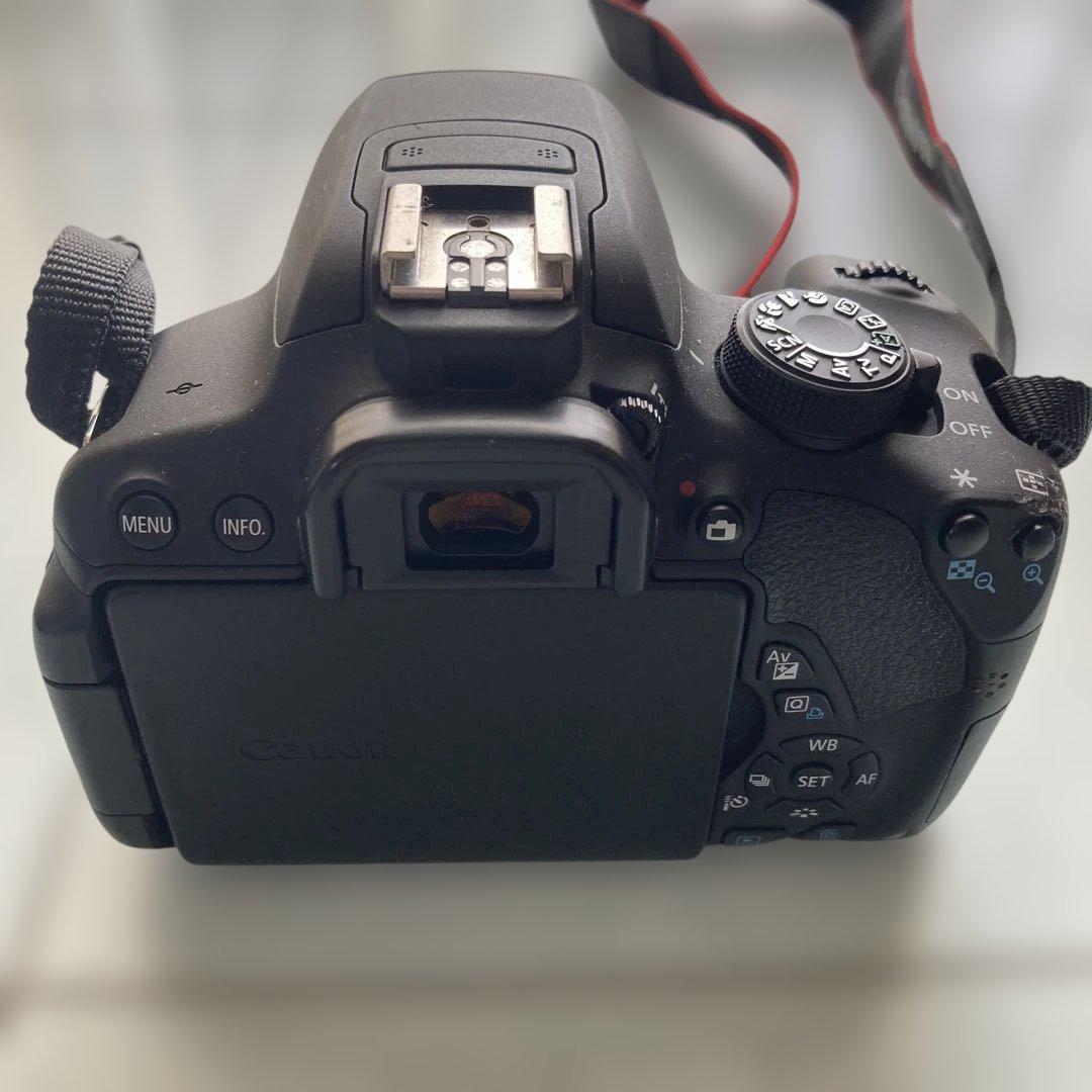 Canon デジタル一眼レフカメラEOS kiss ダブルレンズセット