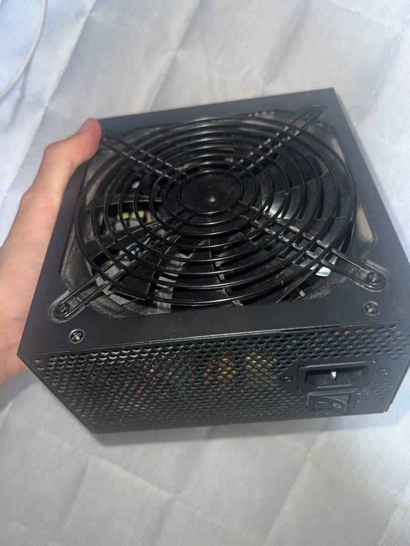 玄人志向1000W 電源ユニット80PLUS GOLD