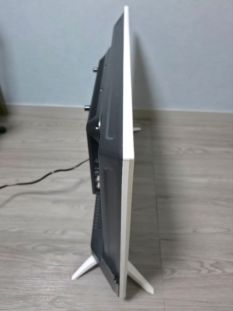 美品 TAGlabel by amadana 32インチ 白 AT-TV322S