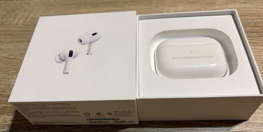 Airpods pro 2 第二世代 刻印入り　typec