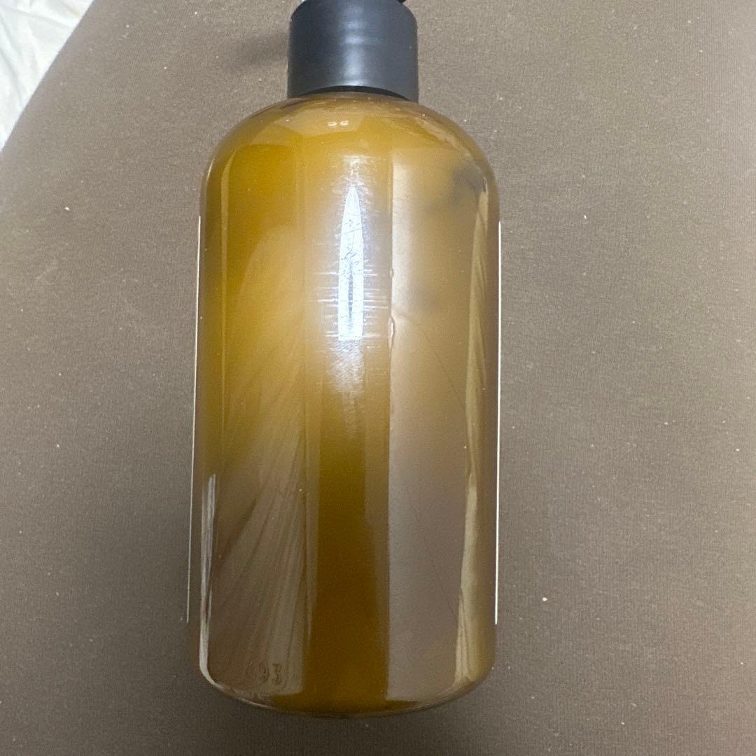 le labo THE NOIR 29 ボディーローション