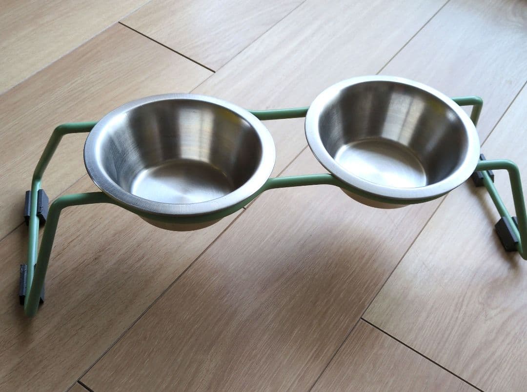 MiaCara Cenaミアカラ 　犬　　フードスタンド　フードボール　 ドイツ